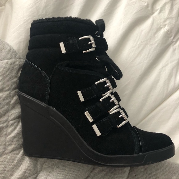 Micheal Kors Black Wedge - Picture 1 of 3